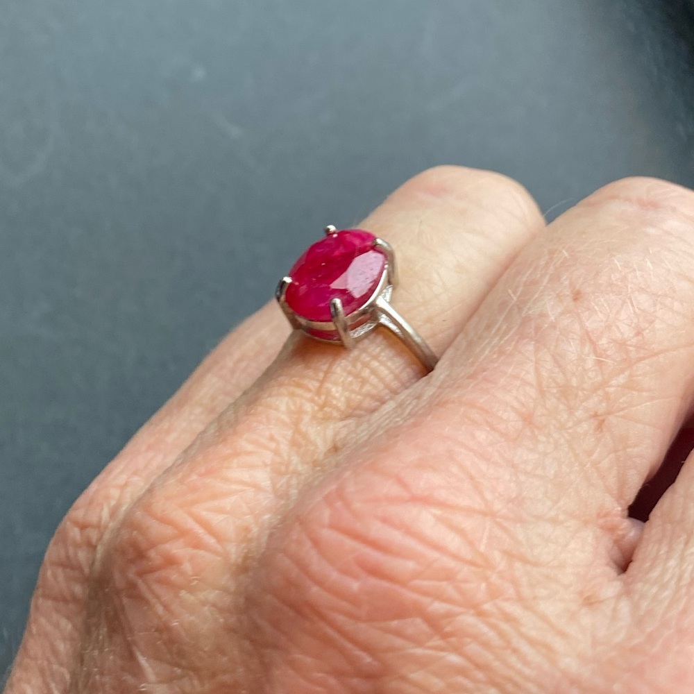 *Oval 4.07 Ct Natural Corundum Ruby Solitaire In … - image 3